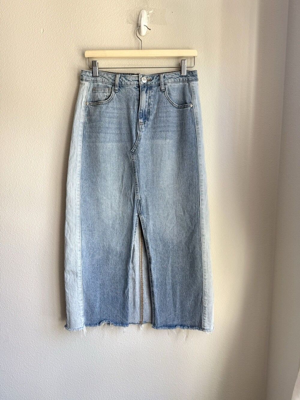 Womens Light Wash Denim Maxi Skirt High Rise Raw Hem Front Slit Blue Jean 2 Tone